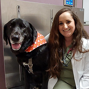Dr. Emily James Veterinarian with a Dog at Blue-Springs-Animal-Hospital in Kansas City